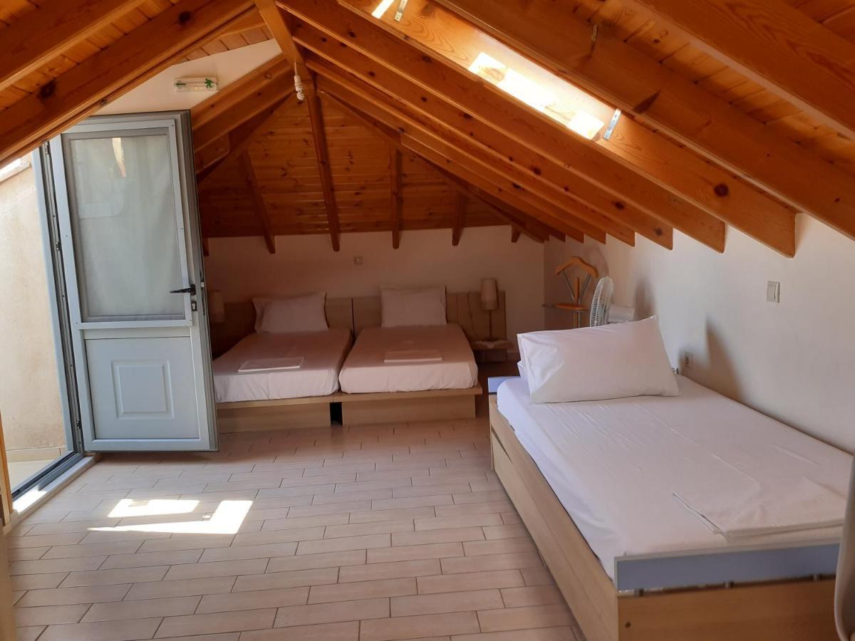 Kritikos Rooms Monemvasía Eksteriør billede