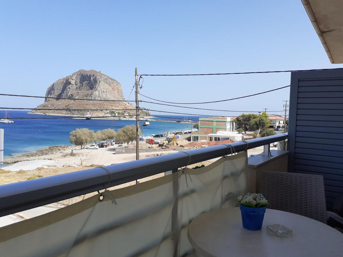 Kritikos Rooms Monemvasía Eksteriør billede