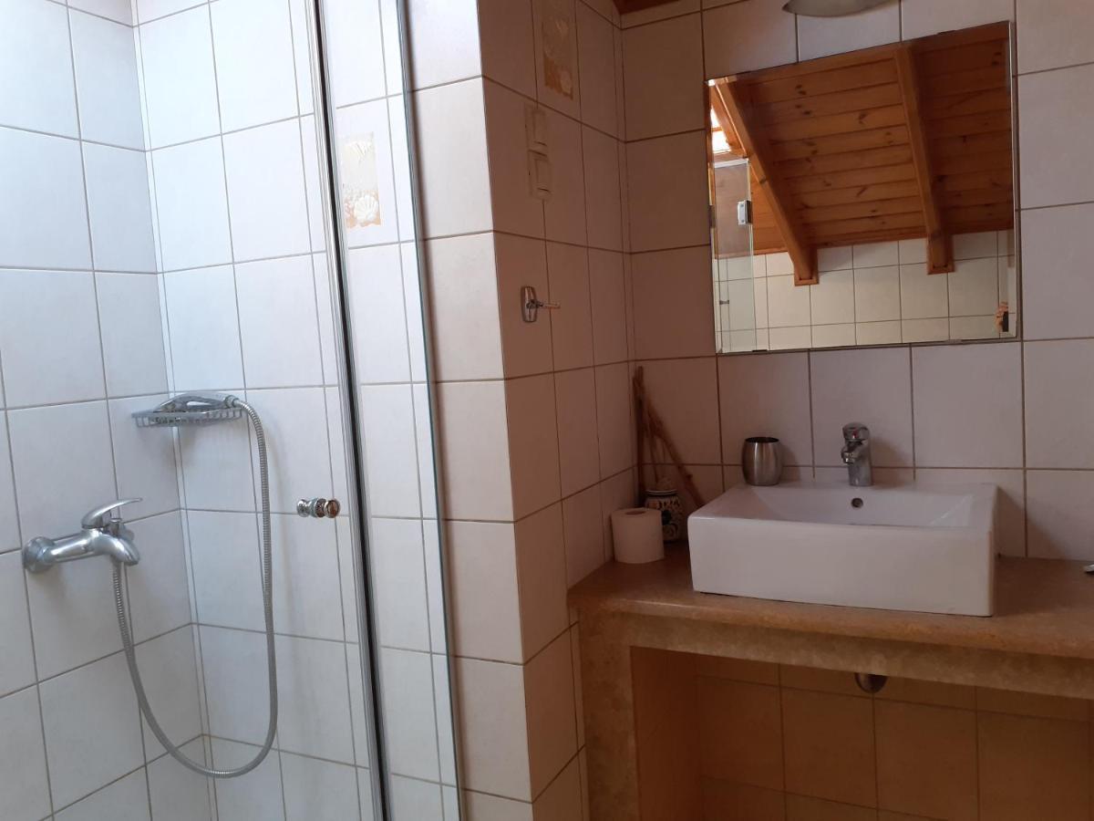 Kritikos Rooms Monemvasía Eksteriør billede